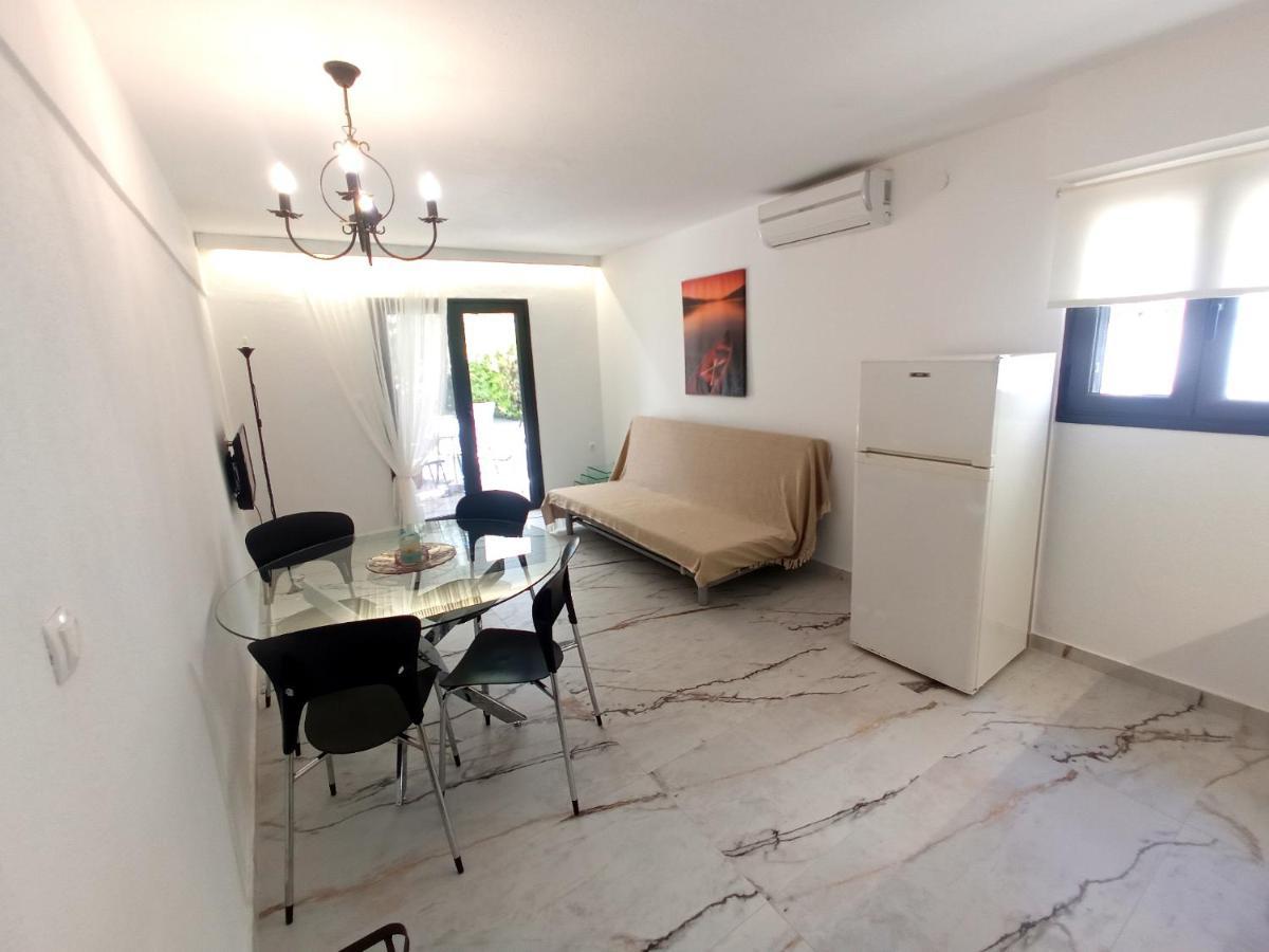Salonikiou Beach Apartments Akti Salonikiou Luaran gambar