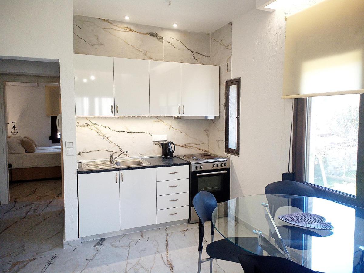 Salonikiou Beach Apartments Akti Salonikiou Luaran gambar