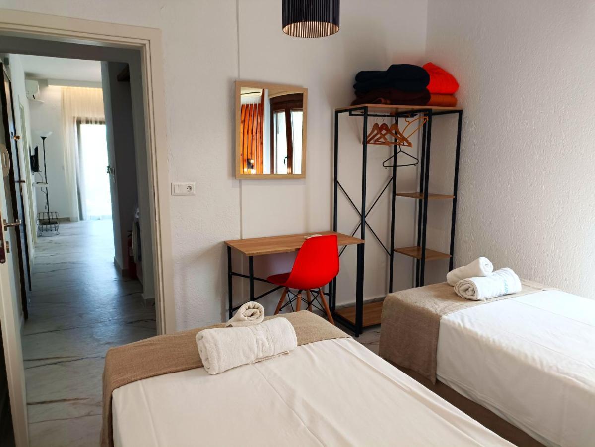 Salonikiou Beach Apartments Akti Salonikiou Luaran gambar