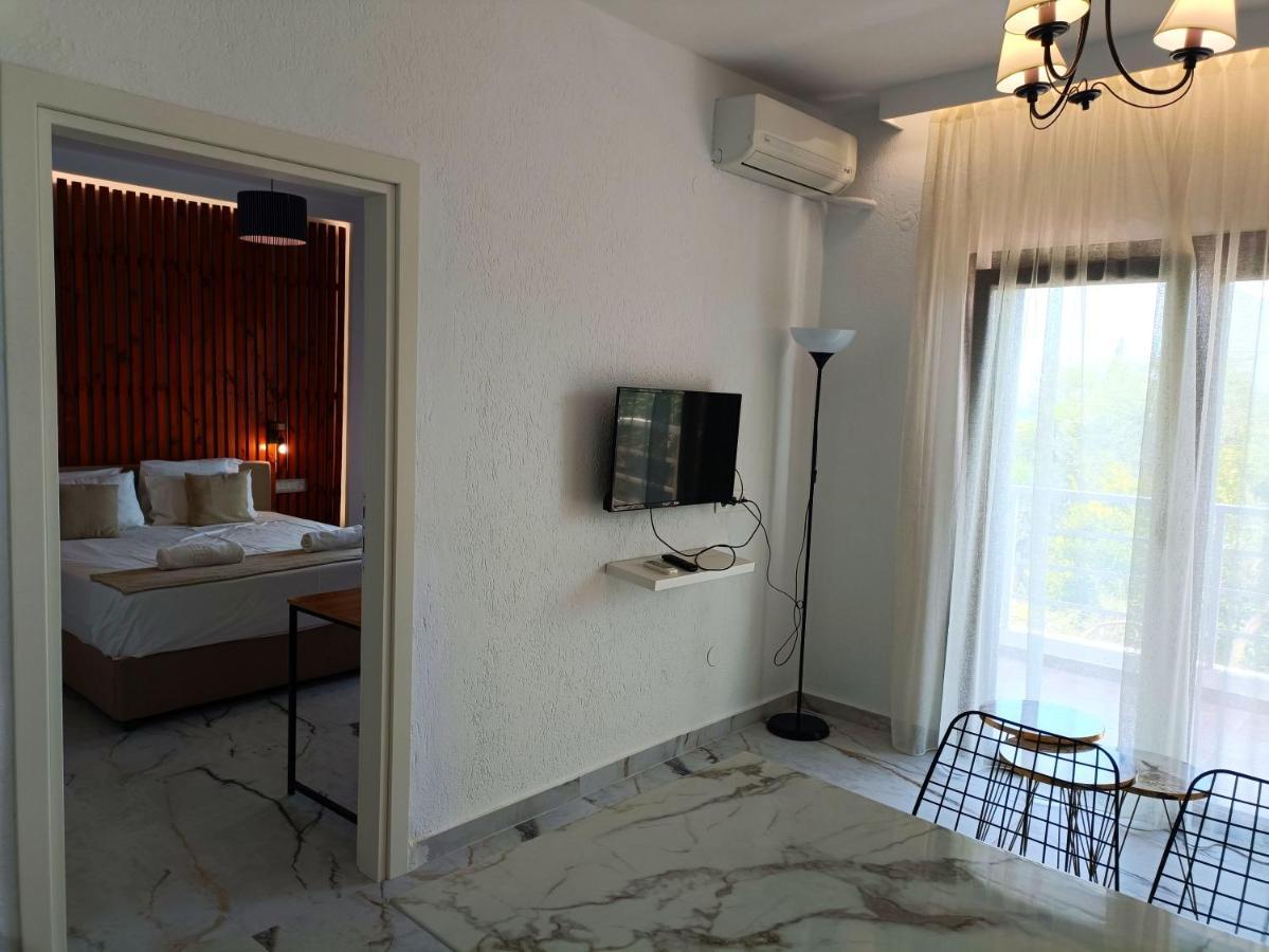 Salonikiou Beach Apartments Akti Salonikiou Luaran gambar