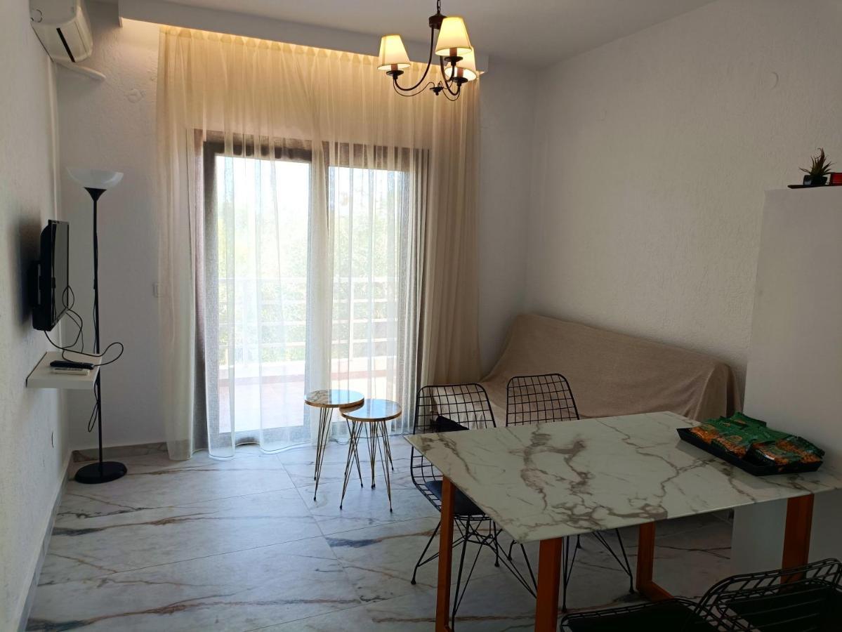 Salonikiou Beach Apartments Akti Salonikiou Luaran gambar