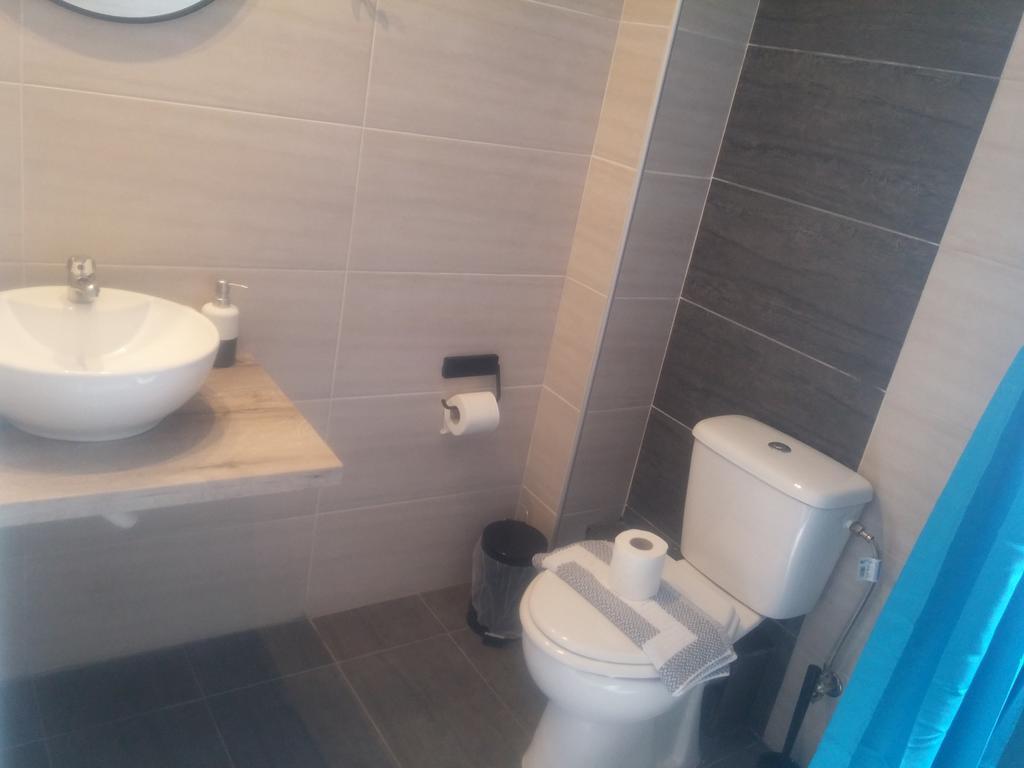 Salonikiou Beach Apartments Akti Salonikiou Luaran gambar